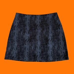 90's vintage faux suede reptile snake print high waisted mini skirt Size 9